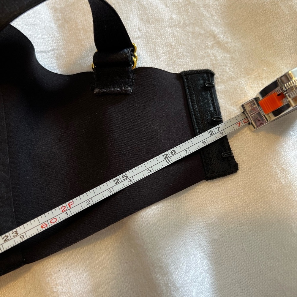 Knix Black Full Coverage Bra with Seamless Design. Plus size. Curvy. - Picture 8 of 8